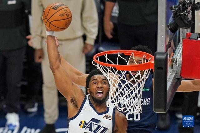 频繁变动阵容何时结束？曾凡博被裁引发篮球圈反思